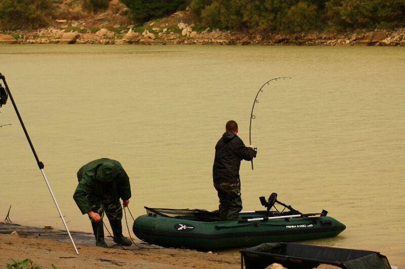 CARP FISHING...... - img-20131112-wa0105.jpg